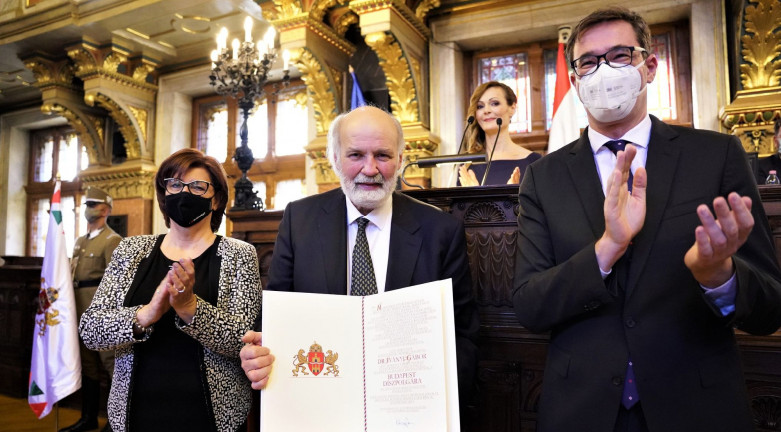 Budapest díszpolgára lett Iványi Gábor, Keleti Ágnes és Bodrogi Gyula