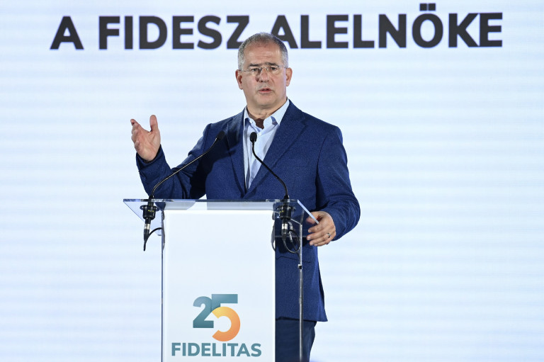 Az ember, aki ott se volt, vagy ha igen, nem értett semmit, és amúgy is hazudik, tehát ártatlan