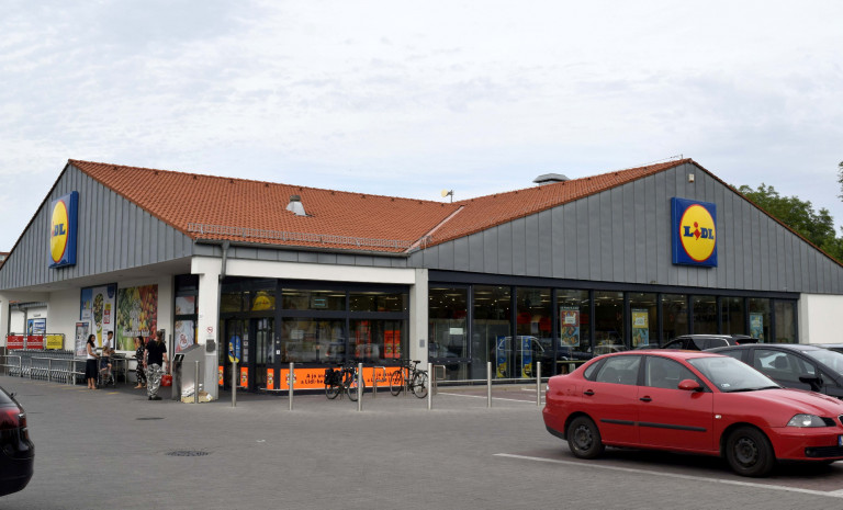 Mennyiségi korlátozást vezet be a Lidl az árstoppal érintett termékekre