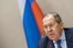 Lavrov felháborodott, amiért egyes országok nem engedték be a gépét a légterükbe