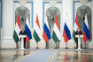 A különutas magyar politikát példázta Orbán békemissziónak aligha nevezhető moszkvai útja