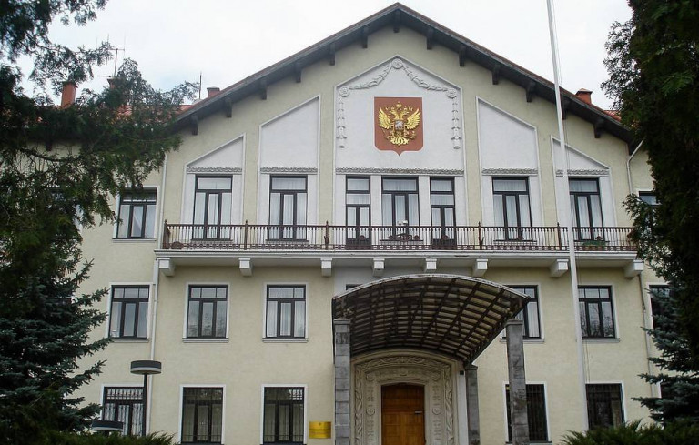 Megtrollkodták az orosz nagykövetségeket a litvánok és a lettek
