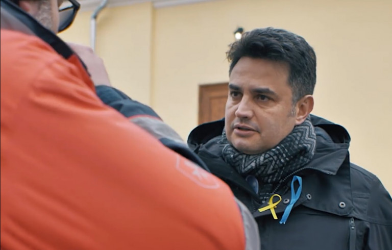 Márki-Zay Péter is az ukrán határra ment, hogy tájékozódjon és adományokat vigyen