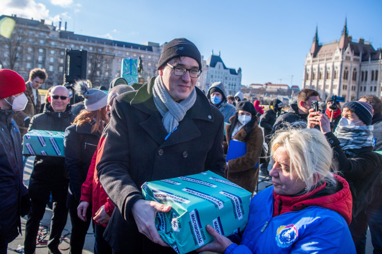Zöld utat kaptak Karácsony Gergely népszavazási kérdései