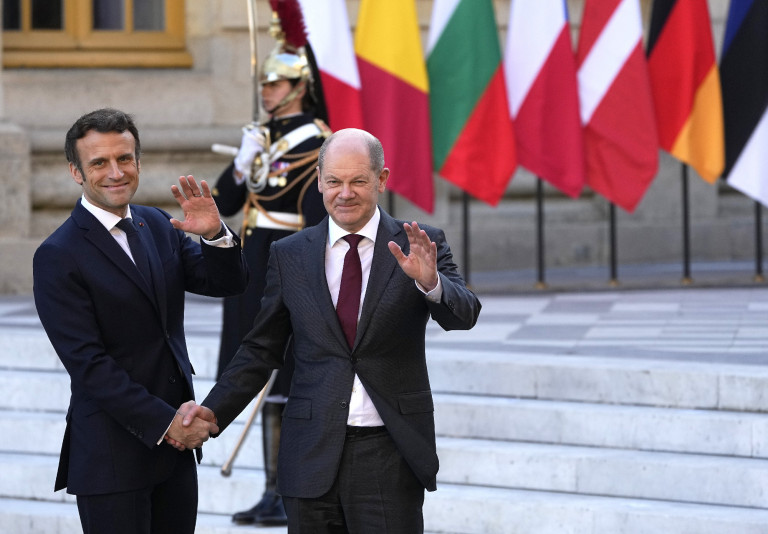 Bernard Guetta: Franciaországnak lépnie kell az európai egység érdekében