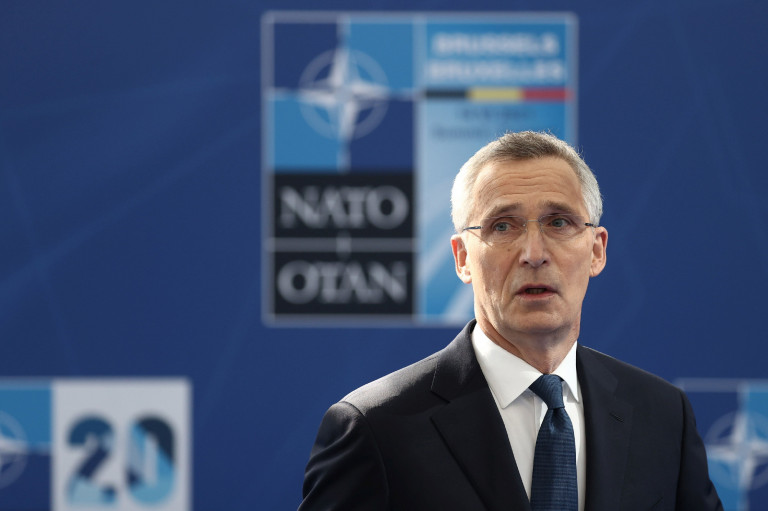 A NATO azt tervezi, hogy állandó katonai jelenlét legyen a határain