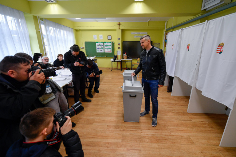 Jakab Péter Miskolcon, Lázár János Hódmezővásárhelyen adta le szavazatát