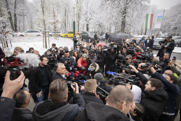 Orbán délután nemzetközi sajtótájékoztatót tart