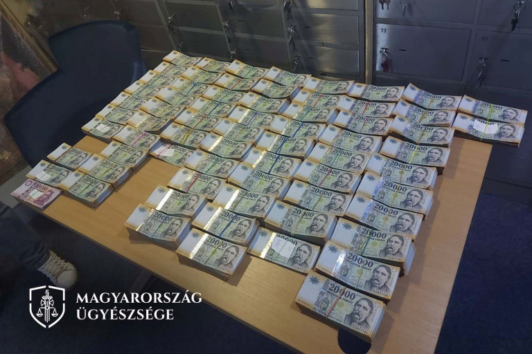 Tízmilliárdos EU-s pályázati csalás miatt nyomoz az ügyészség