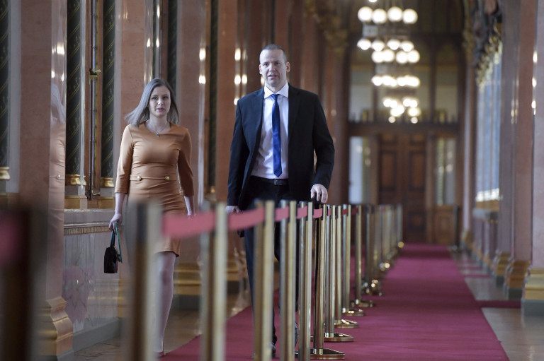 Augusztus elsejére hirdetne tüntetéseket a Mi Hazánk a rezsicsökkentés csökkentése miatt 
