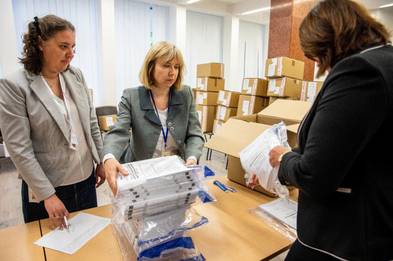 Hétfőn reggel magyar nyelv és irodalommal kezdődik az írásbeli érettségi