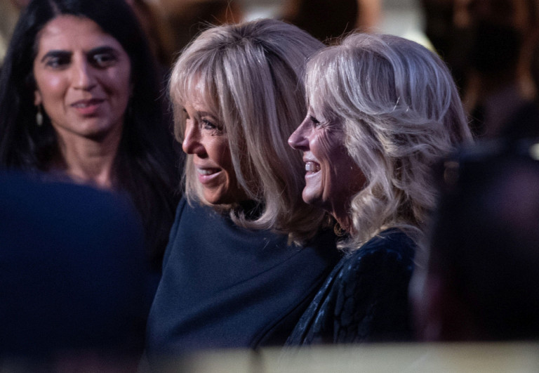 Jill Biden Szlovákiába és Romániába látogat a héten