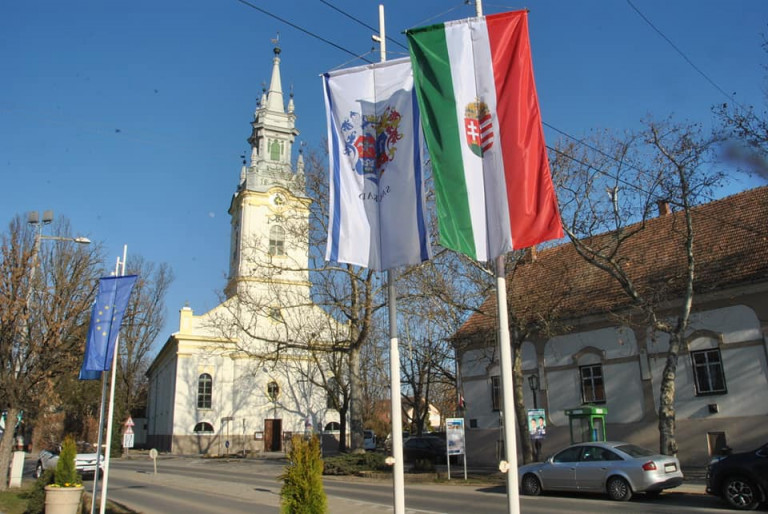 Nem tudni, mire kapja a támogatást a sarkadi fideszes polgármester feleségének egyesülete
