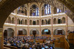 Rogán és Pintér tárcáját bírálta az ellenzék a parlamentben