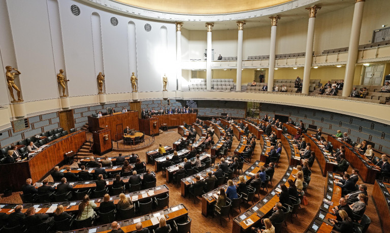 A finn parlament 188-8 arányban megszavazta a NATO-csatlakozást