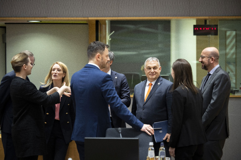 Charles Michel marad, nehogy Orbán Viktor legyen az Európai Tanács elnöke