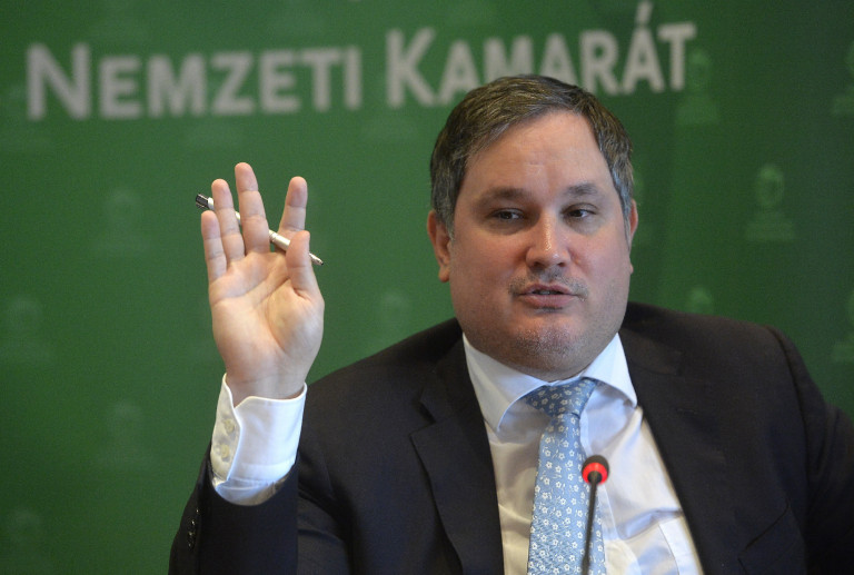 Nagy Márton Karácsonynak: A befizetett szociális adó nem jár vissza