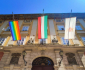 Karácsony idén is kitűzte a szivárványos zászlót a budapesti Városházára