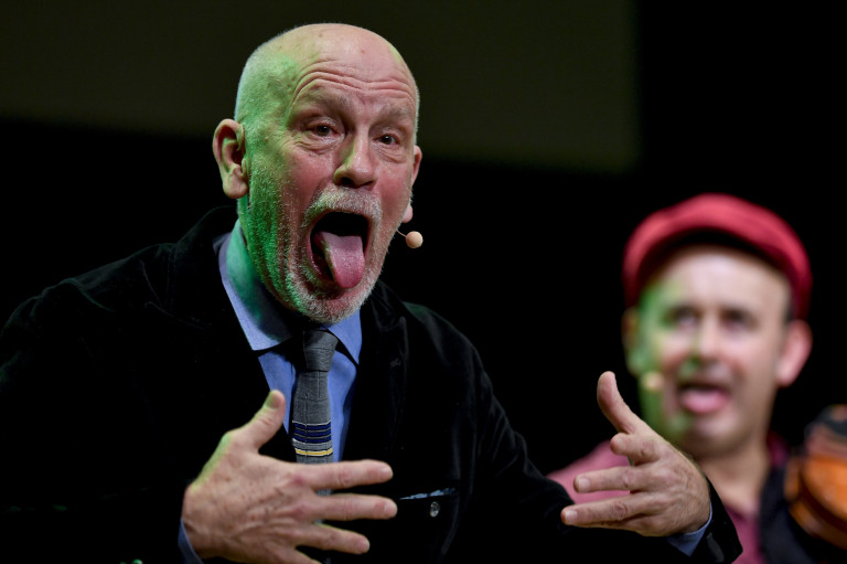 Budapesten lép fel John Malkovich