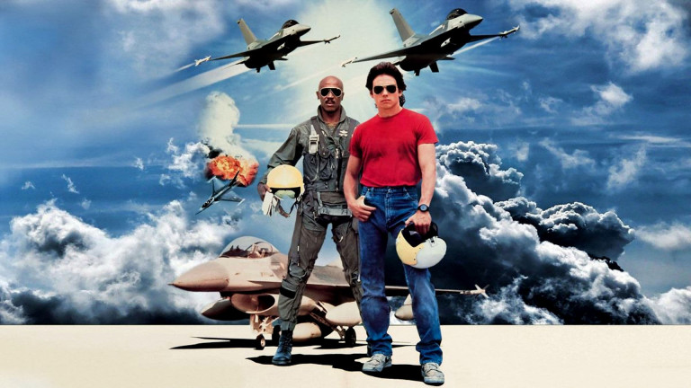 A Top Gun-koppintás, ami valójában a Tom Cruise-zal ismertté vált filmtől is hamarabb érkezett