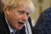 Két minisztere távozott, de Boris Johnson nem akar lemondani