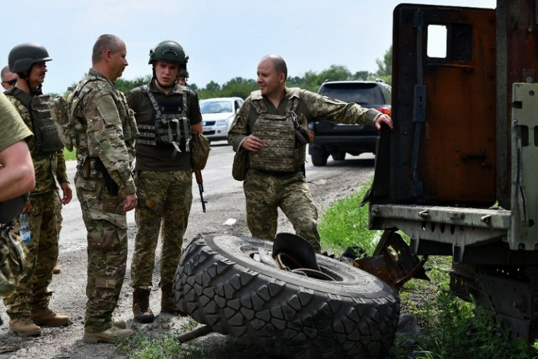 Csehekkel közösen fog pisztolyokat gyártani egy magyar állami cég