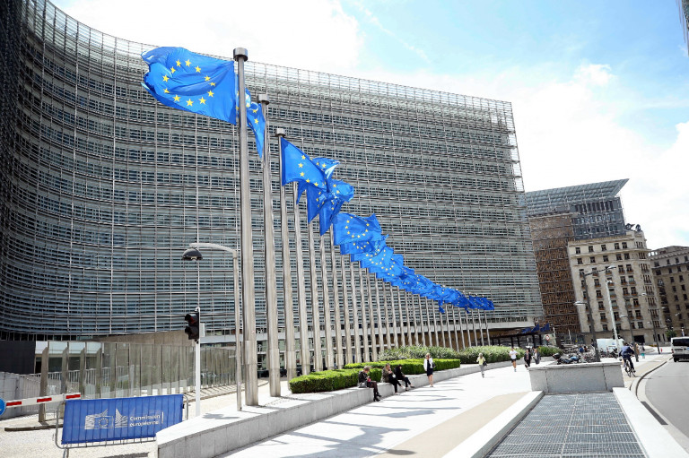 Így tekintettünk húsz éve az Európai Unióra, így nézett ránk az EU - de mi változott azóta?
