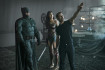 Szervezett trollhadsereggel érte el Zack Snyder, hogy újravághassa a megbukott moziját 