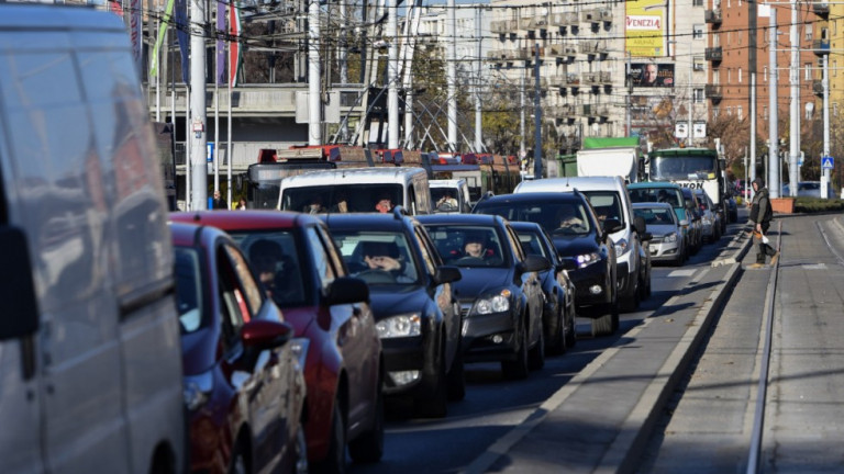 Döntöttek a tagállamok: 2035-től nem lehet benzinnel vagy gázolajjal működő új autókat árusítani az EU-ban