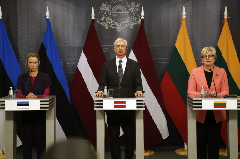 A balti országok megállapodtak az orosz állampolgárok beutazásának korlátozásáról