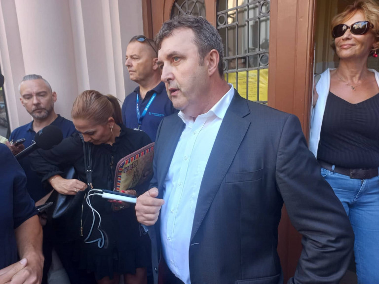 Az OMSZ vezetőinek leváltása után botrányosra sikerült Palkovics szegedi látogatása