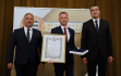 Alap nélkül feljelentett, majd rágalmazott, most Polgárokért díjjal tüntették ki Gyula fideszes polgármesterét