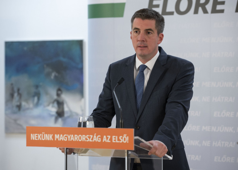Kocsis Máté az energiaválság miatt elajándékozta az aranyhalait
