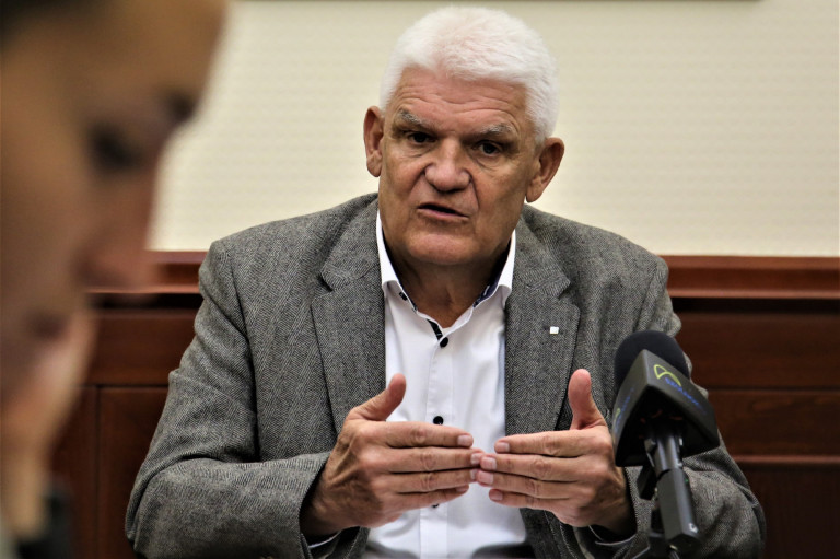 Gyorsan visszakozott a polgármester, mégsem kapcsolják le a közvilágítást Szolnokon