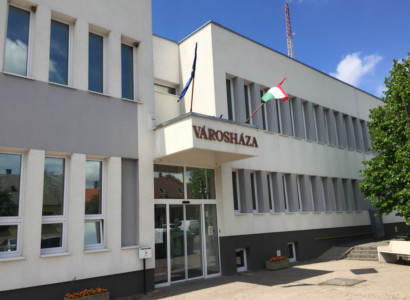 Fideszes tempó Sümegen: eljárást akart a polgármester a helyi civilek lapja ellen