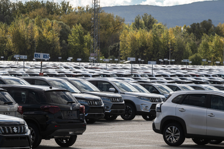 Egy hétre leáll a Suzuki