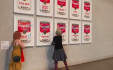 Klímaaktivisták egy Warhol-műhöz ragasztották magukat egy ausztrál múzeumban