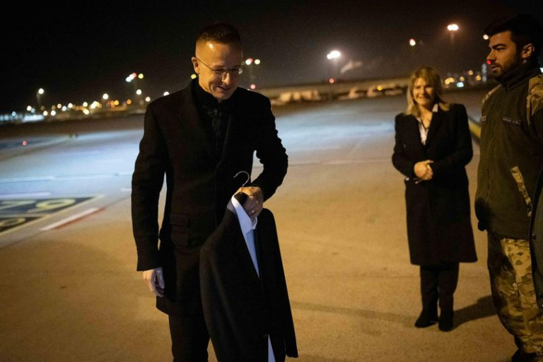 Oroszországba utazott Szijjártó Péter