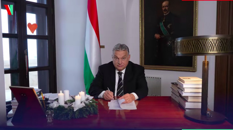 Nyugdíjemelést jelentett be Orbán Viktor