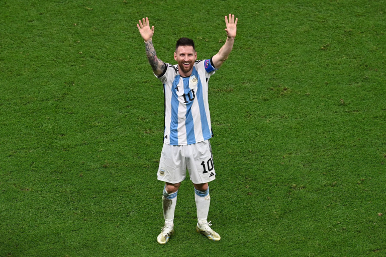 „Az argentin nép egyszerű fia” – Messi a csúcson is az maradt, aki volt