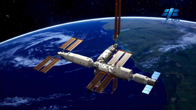 14 műholdat küldött ma az űrbe Kína