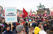 Tízezrek tüntettek Dániában, mert eltörölnek egy munkaszüneti napot