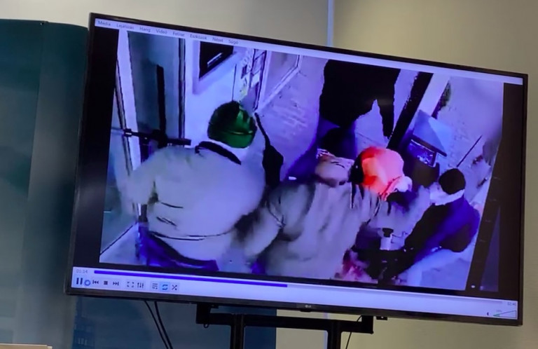 Véletlenszerűen választották ki áldozataikat a múlt heti csoportos támadások elkövetői