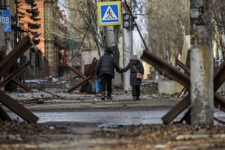 Az ukrán hatóságok Bahmut elhagyására szólították fel a lakosokat