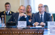 Pintér Sándor: A státusztörvény ellen felszólalók egyike sem olvasta a törvény szövegét