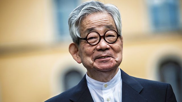 Elhunyt Óe Kenzaburo Nobel-díjas japán író