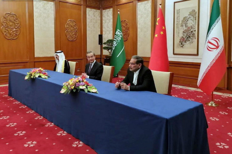 Bernard Guetta: Kína nyer, Netanjahu veszít az iráni-szaúdi béküléssel