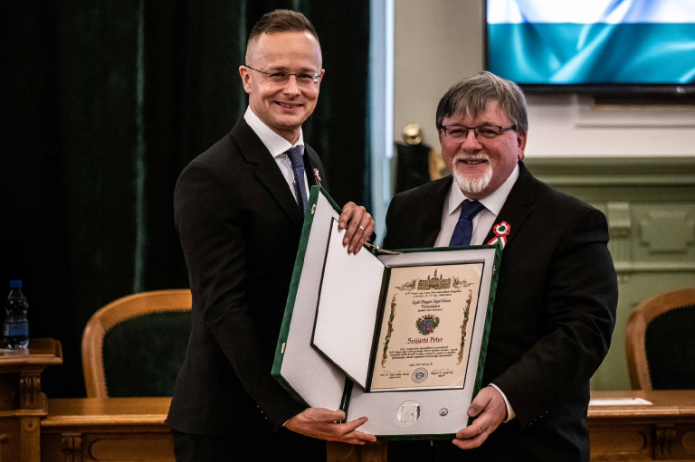Győr díszpolgára lett Szijjártó Péter