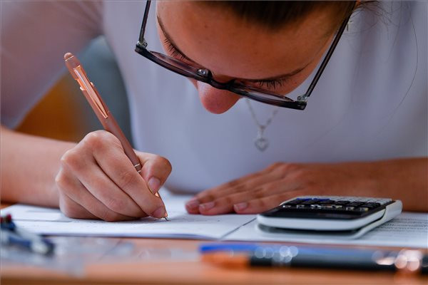 Matematikával folytatódott kedden az idei érettségi