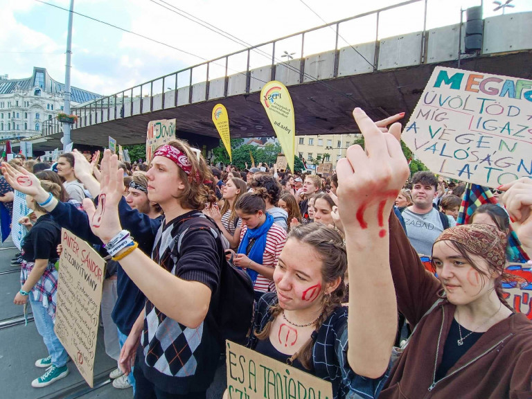 Letétbe helyezte felmondását a Tanítanék Mozgalom egyik alapítója
